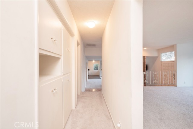 Detail Gallery Image 15 of 32 For 4227 Miramonte Pl, Riverside,  CA 92501 - 3 Beds | 2/1 Baths