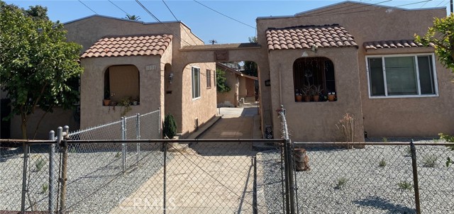 Detail Gallery Image 1 of 1 For 1056 S Hicks Ave, East Los Angeles,  CA 90023 - – Beds | – Baths