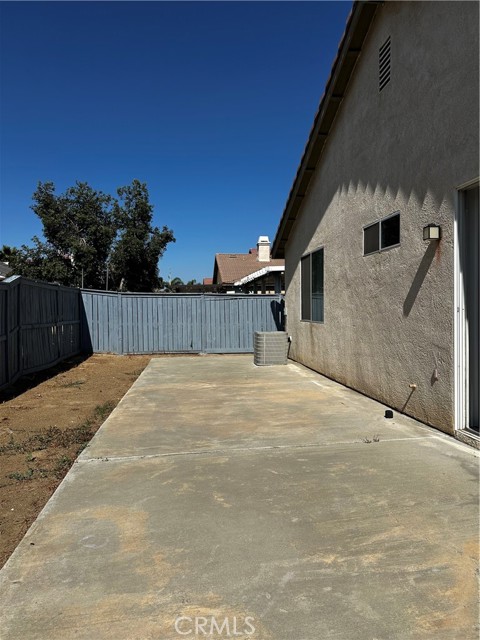 Detail Gallery Image 14 of 20 For 15387 Avenida Fiesta, Moreno Valley,  CA 92555 - 4 Beds | 2 Baths