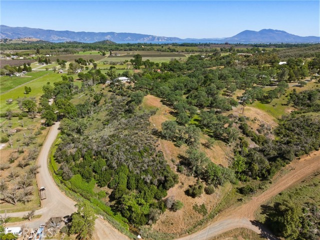 Detail Gallery Image 20 of 51 For 2527 Dessie, Lakeport,  CA 95453 - 4 Beds | 2/1 Baths