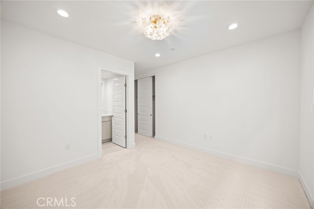 Detail Gallery Image 23 of 28 For 157 Creation St, Irvine,  CA 92618 - 5 Beds | 5 Baths