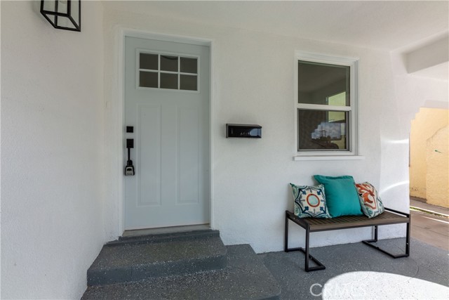 Detail Gallery Image 12 of 57 For 1061 W 82nd St, Los Angeles,  CA 90044 - 3 Beds | 2/1 Baths