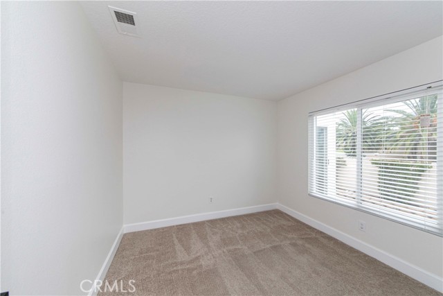 6409 Heatherwood Drive, Jurupa Valley CA: https://media.crmls.org/medias/cb968413-dd20-4ed2-b50f-d9b018a8dca5.jpg