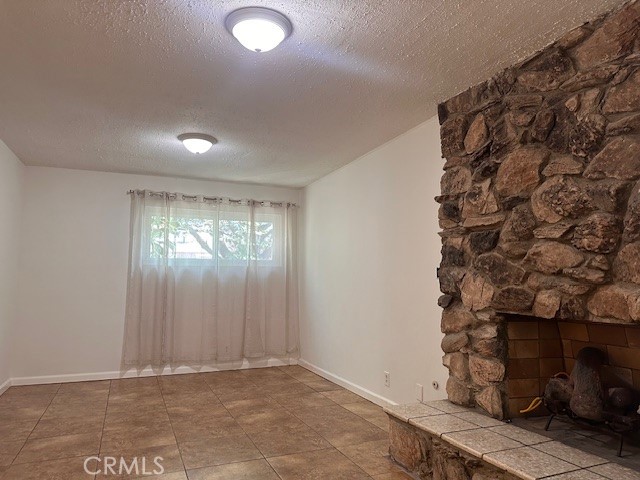 Detail Gallery Image 5 of 12 For 15925 S Denker Ave, Gardena,  CA 90247 - 3 Beds | 2 Baths