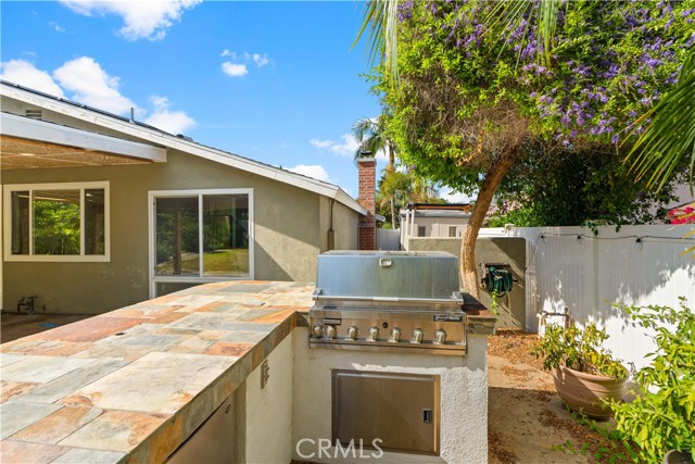 26612 Estanciero, Mission Viejo CA: https://media.crmls.org/medias/cb98b3a3-2498-4d00-a11a-ccb9ad41c994.jpg