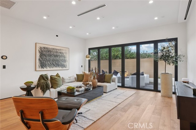 Image 8 of 69 For 5407 Via Del Valle