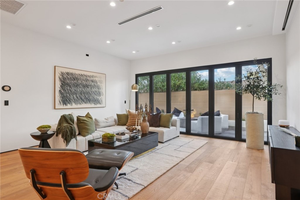 MLS #SB25240312 image #9