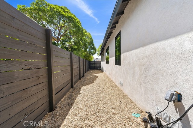13007 Dewey Street, Los Angeles CA: https://media.crmls.org/medias/cb98e85f-a10d-492b-8bf6-d155b6ec9540.jpg