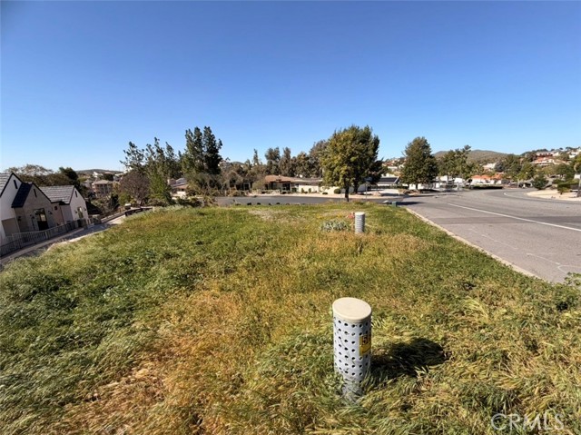 Detail Gallery Image 16 of 22 For 22851 Klamath Ct, Canyon Lake,  CA 92587 - – Beds | – Baths