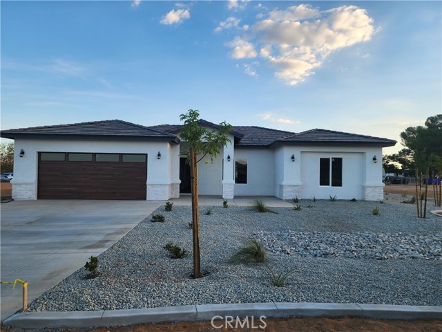 4 Bed Home for Sale in Apple Valley, California