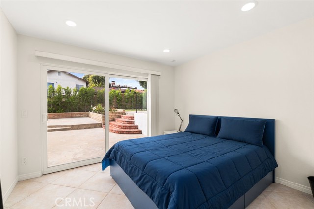 Image 22 of 54 For 20761 Mission Ln