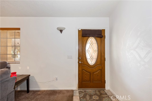 Detail Gallery Image 6 of 35 For 18904 Madrone, Hesperia,  CA 92345 - 4 Beds | 2 Baths