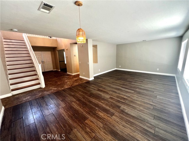 361 Adirondack Drive, Corona CA: https://media.crmls.org/medias/cb9b9f13-189d-4ba9-baf4-38ed2997aee5.jpg