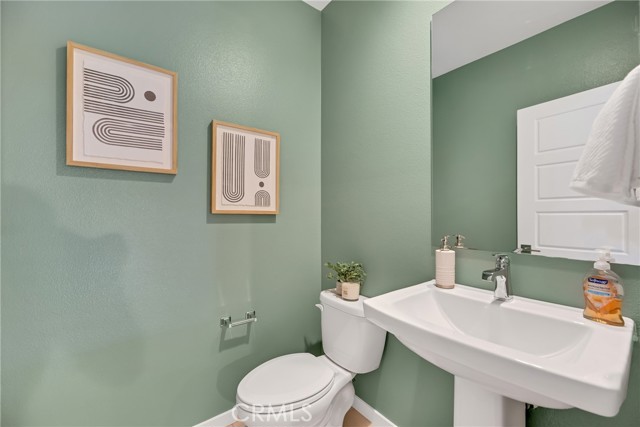 Detail Gallery Image 9 of 45 For 181 Magnet, Irvine,  CA 92618 - 3 Beds | 3/1 Baths