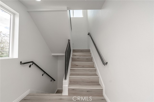 Detail Gallery Image 33 of 72 For 3653 Halldale Ave, Los Angeles,  CA 90018 - – Beds | – Baths
