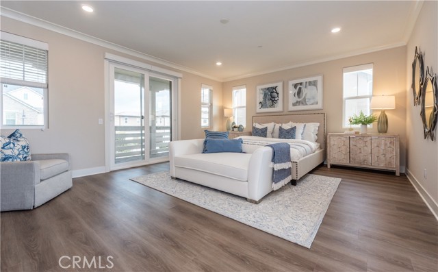 54 Sagan Way, Irvine CA: https://media.crmls.org/medias/cb9d4831-e3cf-45fe-bcdd-93baa83f767c.jpg