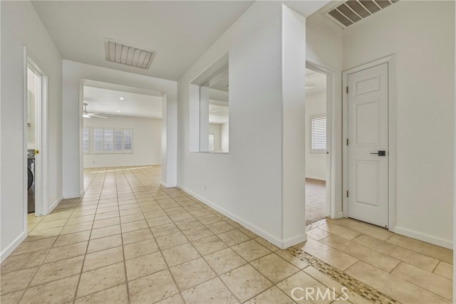 Detail Gallery Image 12 of 44 For 1818 Lake Ridge, Atwater,  CA 95301 - 3 Beds | 2 Baths