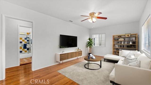 Detail Gallery Image 2 of 17 For 627 W 33rd St, San Bernardino,  CA 92405 - 2 Beds | 1 Baths