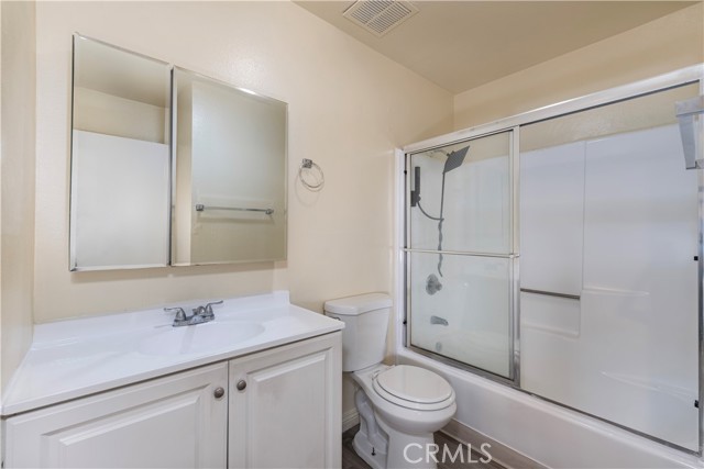 Detail Gallery Image 10 of 12 For 912 S Ash Ave #6,  Inglewood,  CA 90301 - 2 Beds | 1 Baths