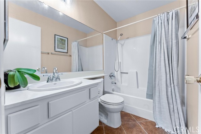 Image 14 of 26 For 17300 Azalea Court