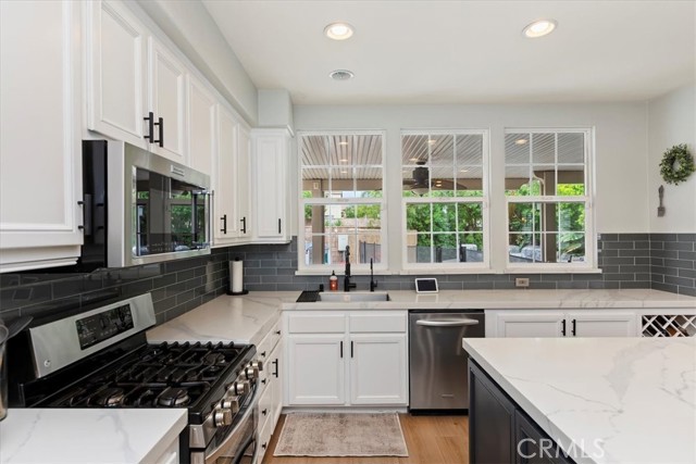 7416 Mayfield Street, Eastvale CA: https://media.crmls.org/medias/cb9fa2b1-e85f-47ff-925a-f056f39bb40a.jpg