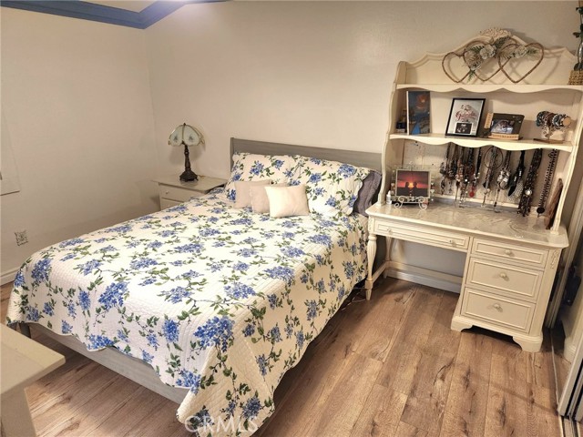 Detail Gallery Image 43 of 71 For 19755 Steinway St, Canyon Country,  CA 91351 - 3 Beds | 2 Baths