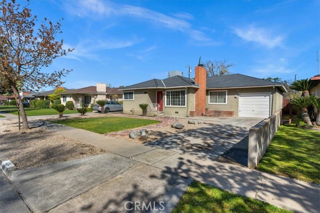 Detail Gallery Image 34 of 45 For 404 W Robinson Ave, Fresno,  CA 93705 - 3 Beds | 2 Baths