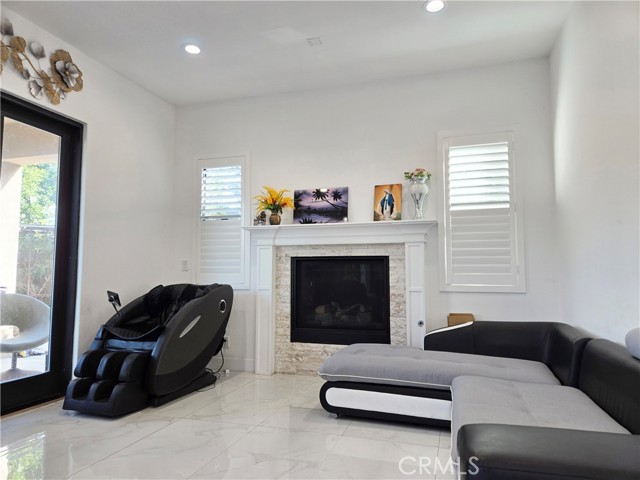 Detail Gallery Image 17 of 23 For 10457 Saint Anna Pl, Fountain Valley,  CA 92708 - 4 Beds | 4 Baths