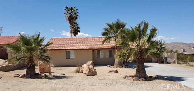 Detail Gallery Image 1 of 1 For 6600 Indian Cove Rd, Twentynine Palms,  CA 92277 - 2 Beds | 1 Baths