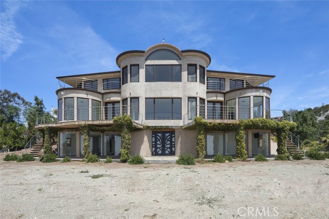24517 Piuma Road, Malibu CA: https://media.crmls.org/medias/cba2282c-abb5-4de1-8aa5-227050773702.jpg