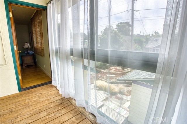 978 Balboa Street, Morro Bay CA: https://media.crmls.org/medias/cba2a8c1-512c-44df-834b-8537b3f89921.jpg