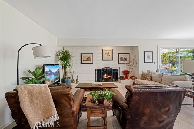 Detail Gallery Image 6 of 68 For 4601 Hampden Rd, Corona Del Mar,  CA 92625 - 3 Beds | 2 Baths