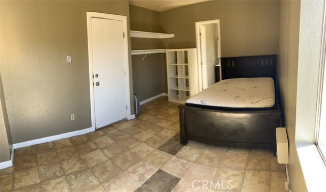356 Gless Street, Los Angeles CA: https://media.crmls.org/medias/cba5544a-fb8e-44dc-afa2-d8623b860777.jpg