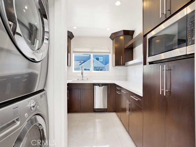 Cba5833e 6276 4d9a 8f5c 54afb55cf7e7