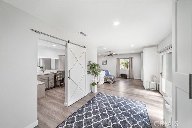 1031 E Andrews Drive, Long Beach CA: https://media.crmls.org/medias/cba5b9f3-f31e-40a9-a801-3841d0799fd7.jpg