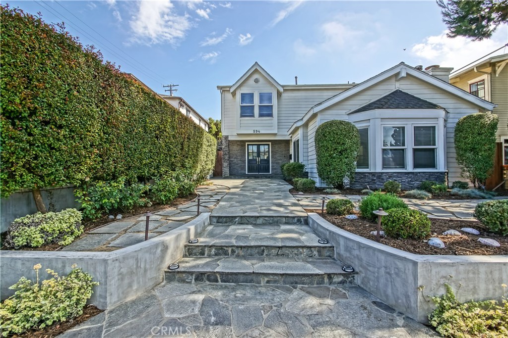 594 35th Street