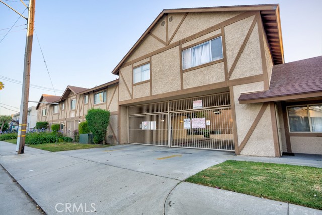 Detail Gallery Image 4 of 39 For 313 S Almansor #2,  Alhambra,  CA 91801 - 2 Beds | 2 Baths