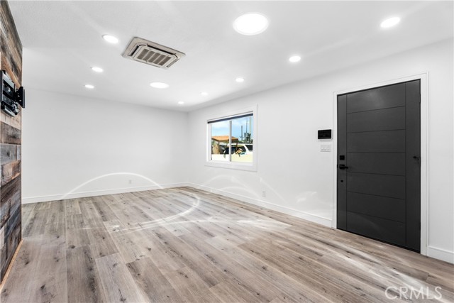 Detail Gallery Image 8 of 26 For 8552 Marylee Dr, Garden Grove,  CA 92841 - 3 Beds | 1 Baths