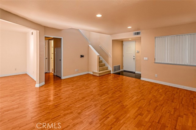 Detail Gallery Image 6 of 32 For 248 Sundance Ct, Azusa,  CA 91702 - 3 Beds | 3 Baths