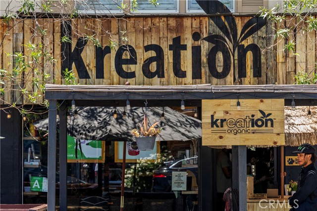 4180 Tujunga Avenue, Studio City CA: https://media.crmls.org/medias/cba93565-9039-44c4-8492-12ec5a168a7d.jpg