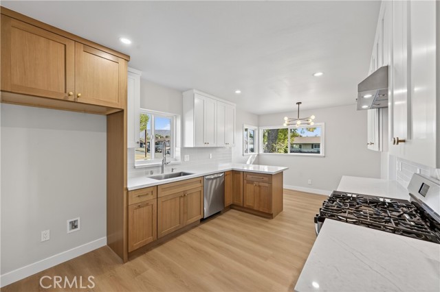 Detail Gallery Image 21 of 49 For 942 N Encina Ave, Rialto,  CA 92376 - 4 Beds | 2 Baths