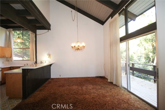 Detail Gallery Image 9 of 21 For 829 Strawberry Peak Ln, Twin Peaks,  CA 92391 - 4 Beds | 2 Baths