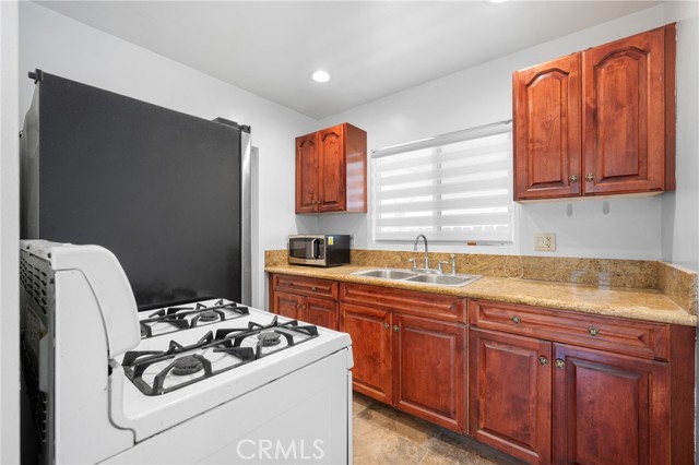 Detail Gallery Image 7 of 18 For 359 W Garfield Ave a,  Glendale,  CA 91204 - 0 Beds | 1 Baths