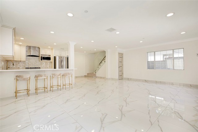 Detail Gallery Image 5 of 27 For 7044 1 Greeley, Tujunga,  CA 91042 - 3 Beds | 2 Baths