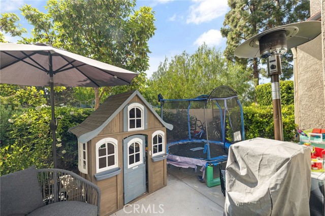 164 Stanford Court, Irvine CA: https://media.crmls.org/medias/cbaaa09c-18dd-4858-a5fc-17541b3fe3fc.jpg