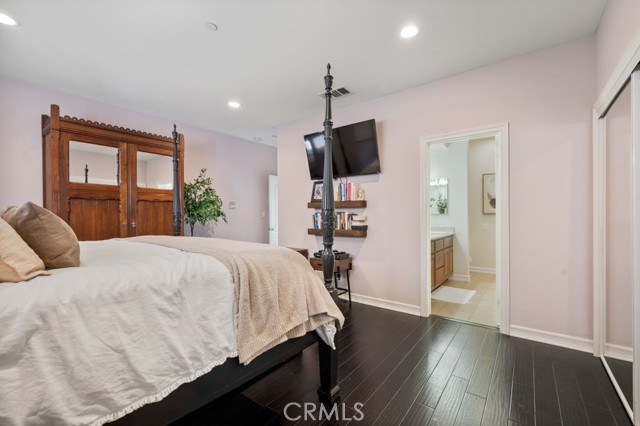 Detail Gallery Image 9 of 26 For 1905 Rockefeller Ln a,  Redondo Beach,  CA 90278 - 3 Beds | 3 Baths