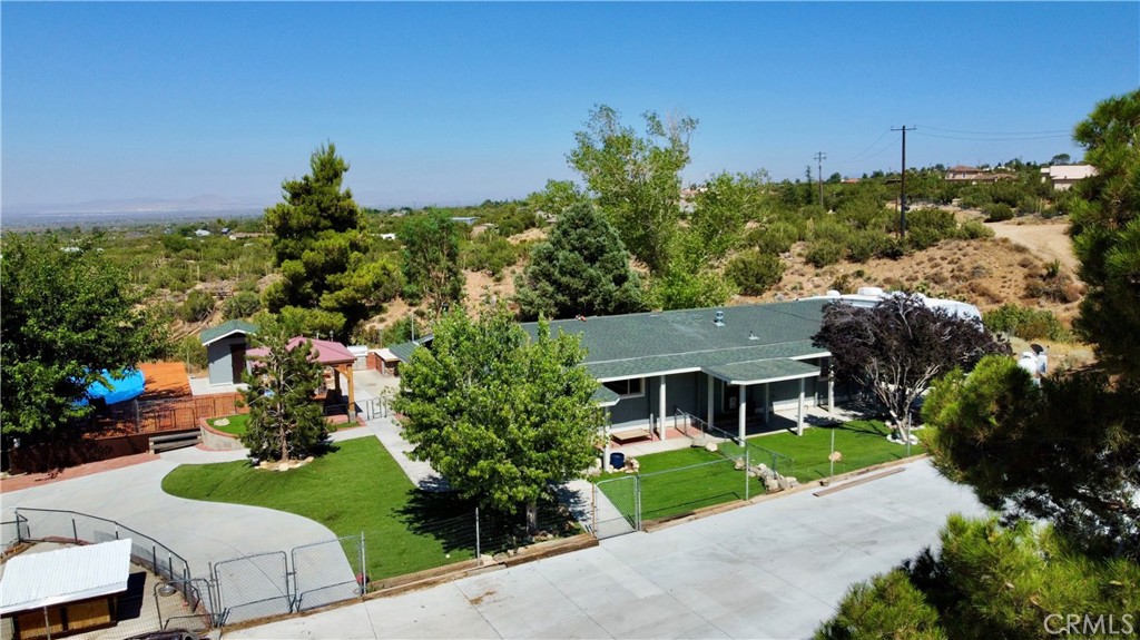 936 Tamarack Road