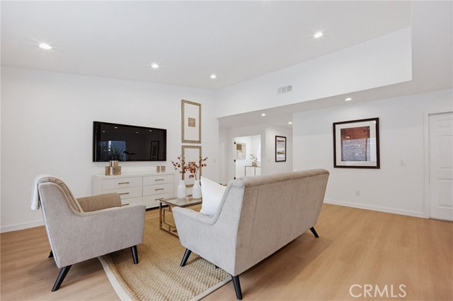 Detail Gallery Image 8 of 38 For 7355 Vineyard Ave, Rancho Cucamonga,  CA 91730 - 4 Beds | 2 Baths