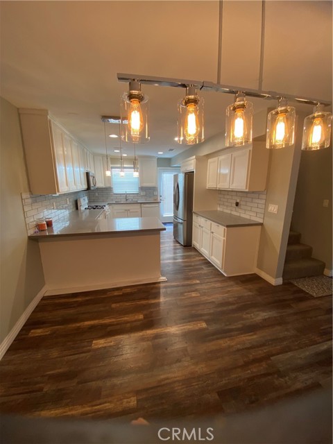 1431 Beacon, Los Angeles CA: https://media.crmls.org/medias/cbabbf0f-ac5e-4ede-898f-f1e04f5c695c.jpg