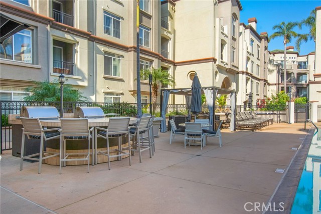 Detail Gallery Image 17 of 27 For 9229 Regents #L406,  La Jolla,  CA 92037 - 2 Beds | 2 Baths